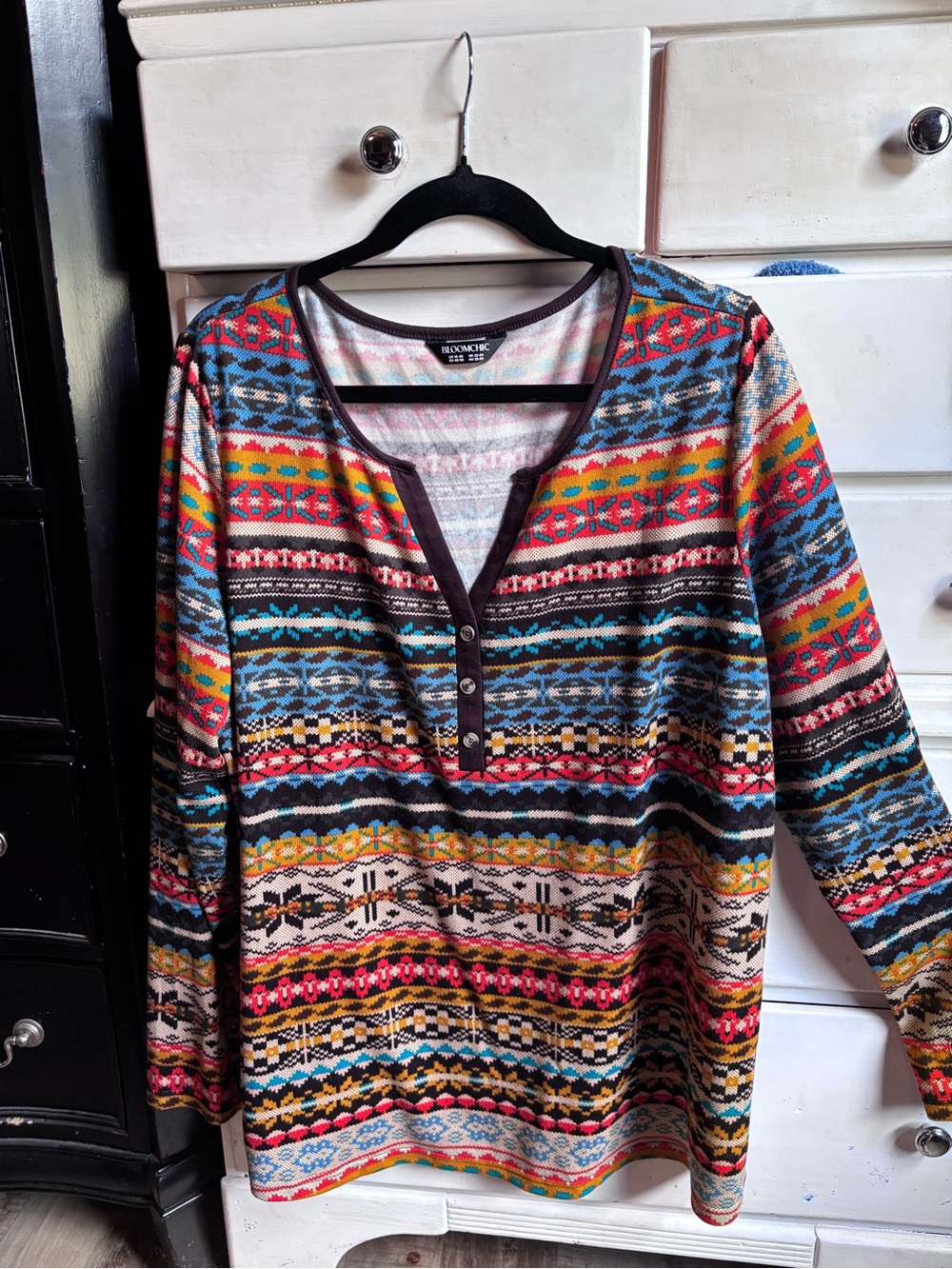 BloomChic Multicolor Geometric Henley Top — Blue, Red, Yellow, Black